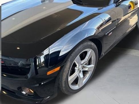 Used 2010 Chevrolet Camaro SS w/ RS Package image 4