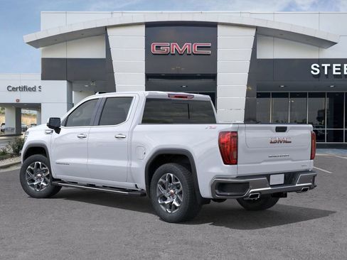 New 2026 GMC Sierra 1500 SLT image 3