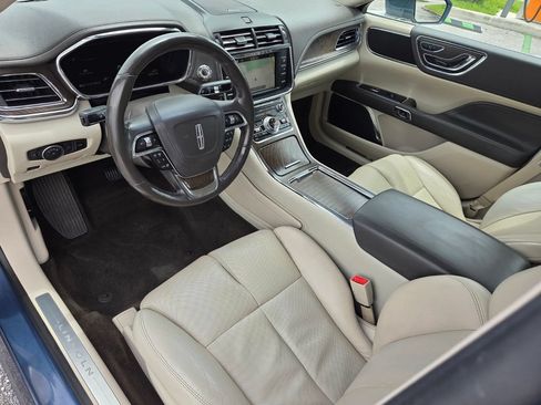 Used 2019 Lincoln Continental Select FWD image 21