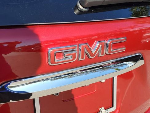 Certified 2022 GMC Terrain SLT image 29