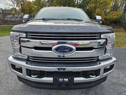 Used 2017 Ford F350 Lariat w/ Chrome Package image 2