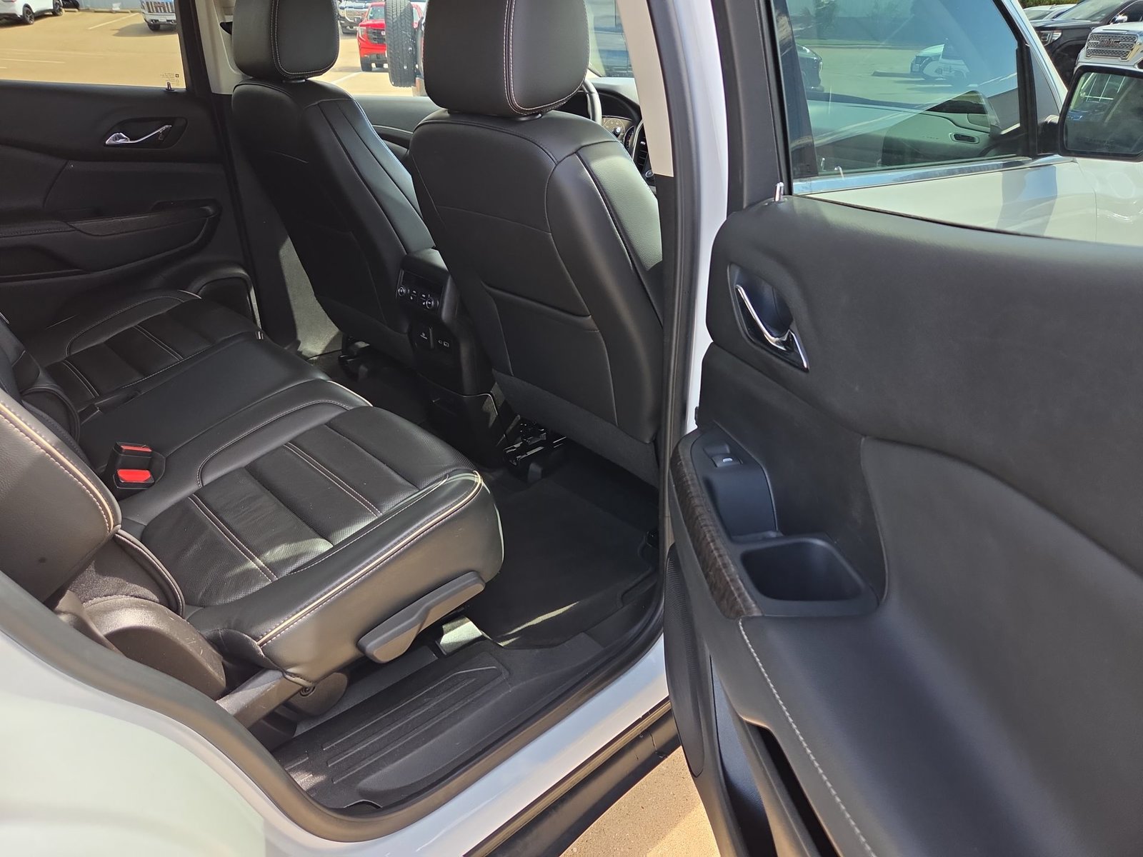 Used 2023 GMC Acadia Denali FWD image 26
