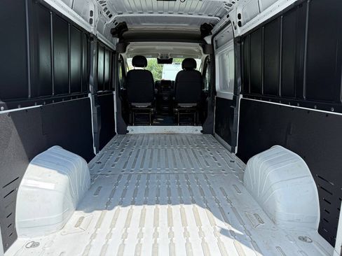 Used 2026 RAM ProMaster 2500 w/ Convenience Group FWD image 21
