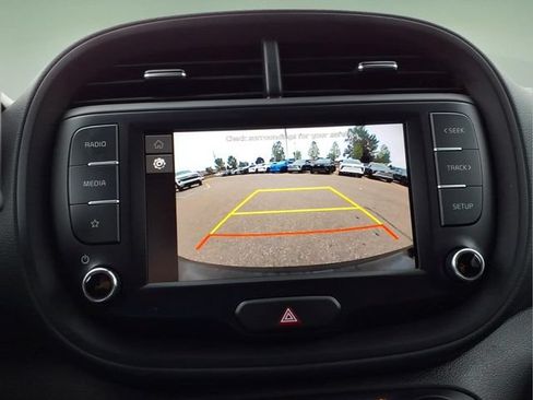 Used 2023 Kia Soul LX FWD image 26