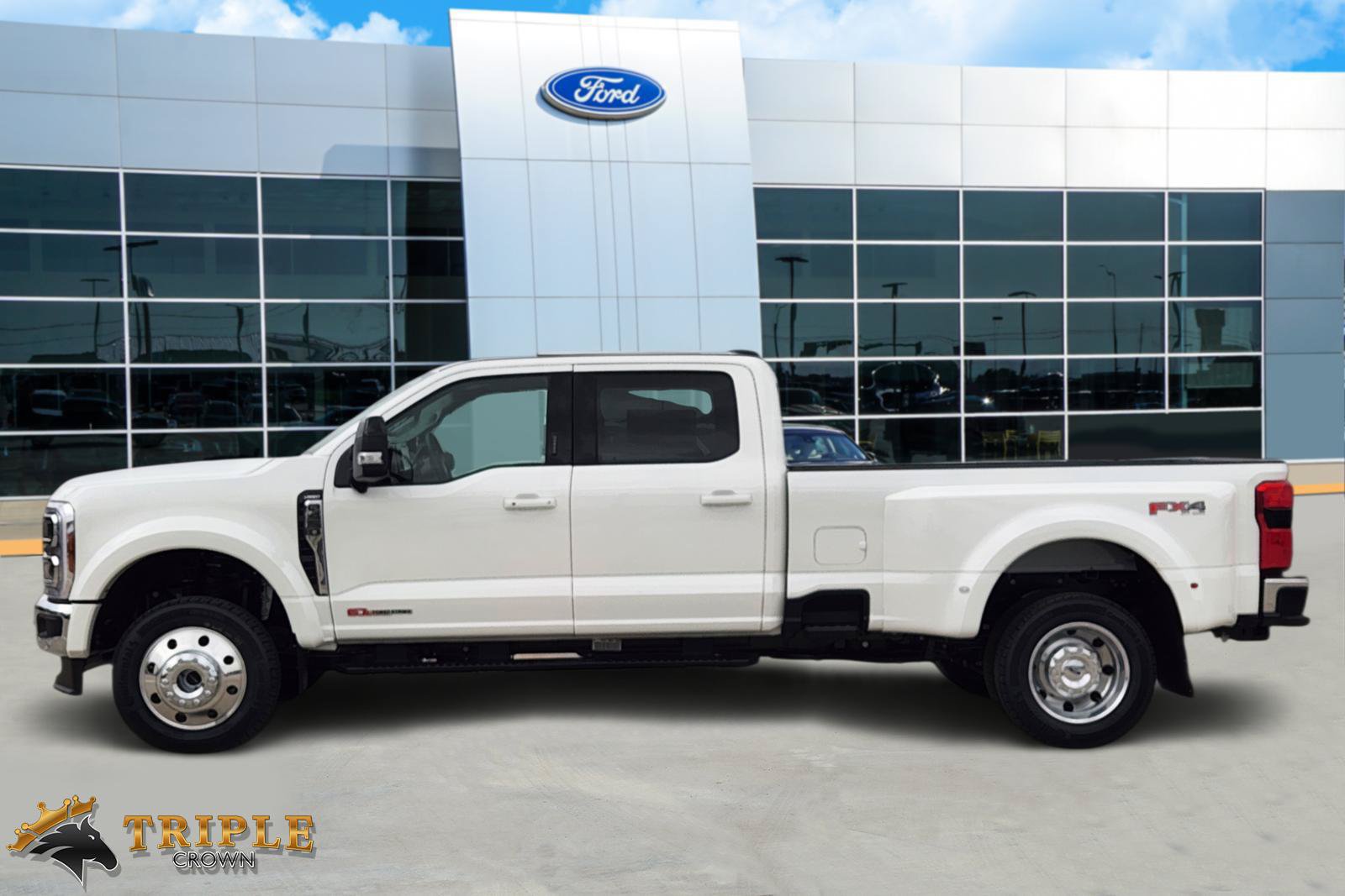 New 2027 Ford F450 Lariat w/ Lariat Premium Package AWD/4WD image 3