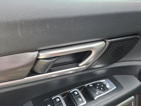Certified 2024 Kia Telluride S AWD/4WD image 19