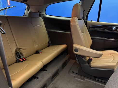 Used 2016 Buick Enclave Premium w/ Experience Buick Package image 28