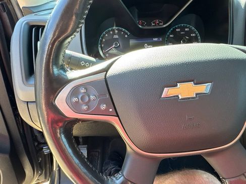 Used 2019 Chevrolet Colorado Z71 AWD/4WD image 15