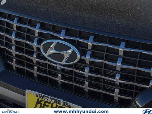 New 2026 Hyundai Venue SEL FWD image 9