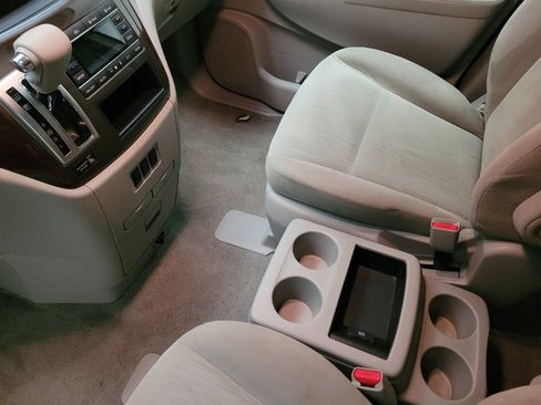 Used 2015 Nissan Quest SV FWD image 26