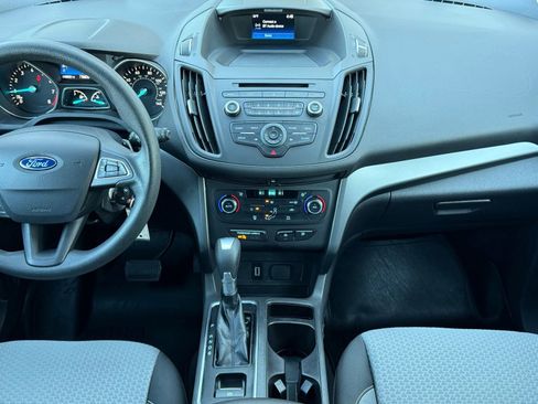 Used 2017 Ford Escape SE image 21