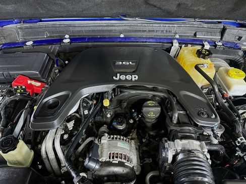 Used 2020 Jeep Wrangler Unlimited Sport S AWD/4WD image 33