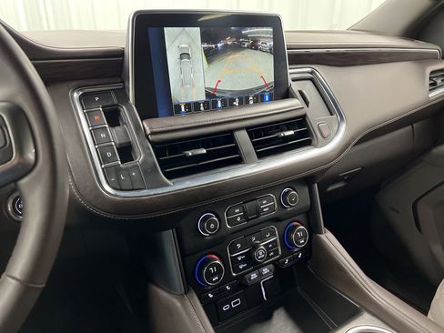 Used 2023 Chevrolet Tahoe Z71 w/ Luxury Package image 24