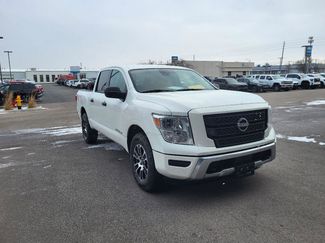 Used 2023 Nissan Titan SV video 1