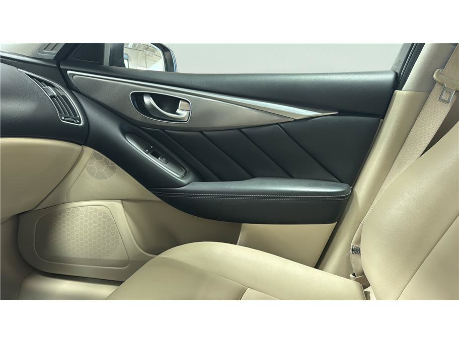 Used 2015 INFINITI Q50 Premium w/ Navigation Package RWD image 38