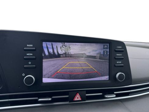 Used 2023 Hyundai Elantra Blue FWD image 13