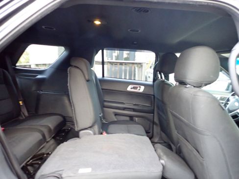 Used 2013 Ford Explorer XLT w/ Class III Trailer Tow Pkg image 34