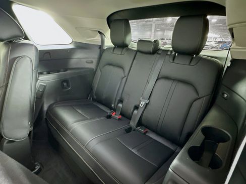 Used 2025 MAZDA CX-90 Plug-In Hybrid w/ Preferred image 30