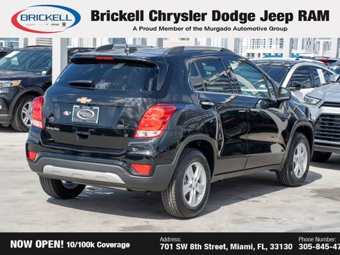 Used 2020 Chevrolet Trax LT w/ LT Convenience Package image 5