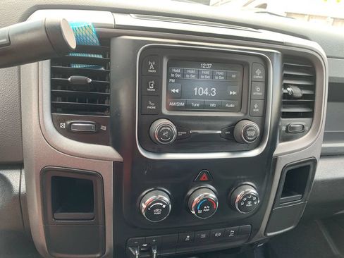 Used 2016 RAM 2500 Tradesman w/ Chrome Appearance Group AWD/4WD image 12
