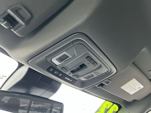 Used 2022 Chevrolet Silverado 1500 LT image 30