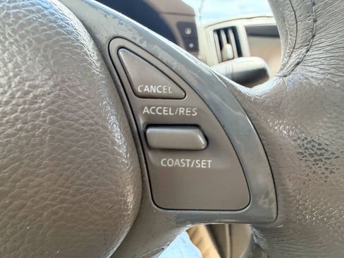 Used 2009 INFINITI G37 Convertible w/ Premium Pkg RWD image 9