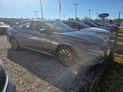 Used 2024 Nissan Altima 2.5 SV