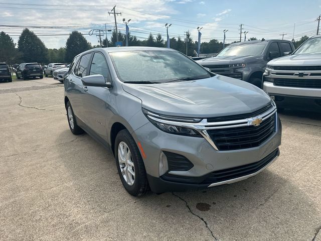 Used 2024 Chevrolet Equinox LT w/ LPO, Floor Liner Package AWD/4WD image 12