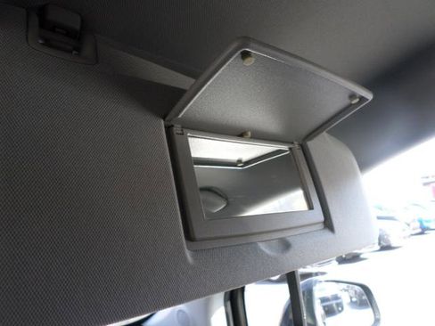 Used 2019 Chevrolet Trax LT w/ LT Convenience Package image 24