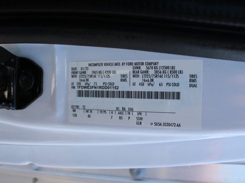 Used 2024 Ford E-350 and Econoline 350 Super Duty w/ Driver's Safety Package RWD image 36