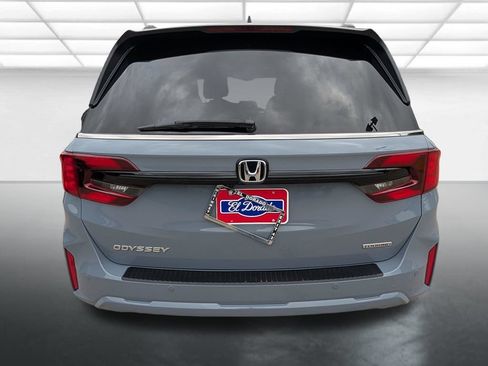 Used 2025 Honda Odyssey Touring image 31