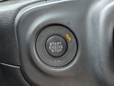 Used 2020 Jeep Wrangler Unlimited Sport AWD/4WD image 28