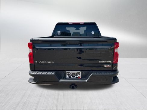 Used 2022 Chevrolet Silverado 1500 Custom AWD/4WD image 5