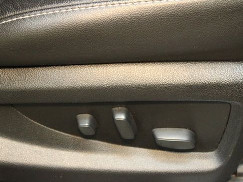 Used 2019 Chevrolet Tahoe Premier image 12