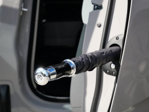 Used 2021 Rolls-Royce Cullinan image 6