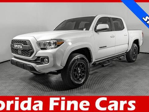 Used 2022 Toyota Tacoma SR5 RWD image 1