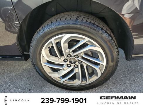 New 2025 Lincoln Navigator L Reserve image 11