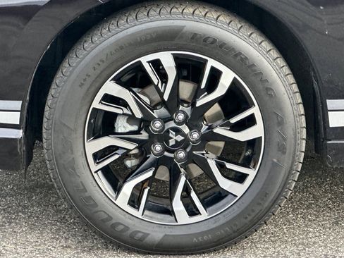 Used 2018 Mitsubishi Outlander GT image 36