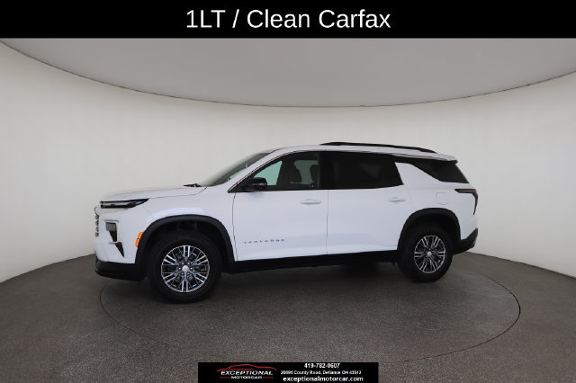 Used 2025 Chevrolet Traverse LT w/ Driver Confidence Package FWD image 5