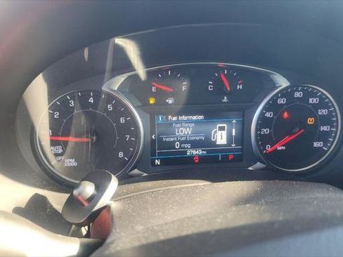 Used 2024 GMC Terrain SLE image 21