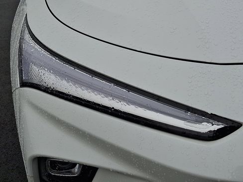 Certified 2024 Buick Envista Sport Touring w/ Convenience I Package image 9