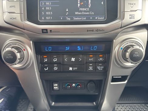 Used 2018 Toyota 4Runner Limited image 20