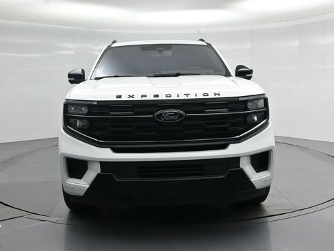 Certified 2025 Ford Expedition Max Platinum w/ Stealth Performance Package image 34