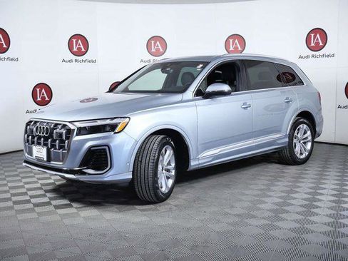 Used 2025 Audi Q7 3.0T Premium Plus AWD/4WD image 4
