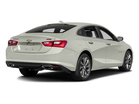 Used 2016 Chevrolet Malibu Premier w/ Driver Confidence Package FWD image 2
