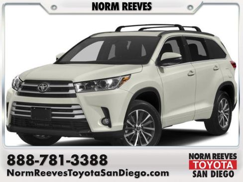 Used 2019 Toyota Highlander XLE FWD image 1