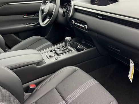 New 2026 MAZDA CX-50 AWD 2.5 S w/ Preferred Pkg image 18