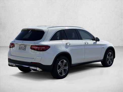 Used 2019 Mercedes-Benz GLC 350e 4MATIC image 5