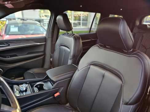 New 2026 Jeep Grand Cherokee L Limited AWD/4WD image 21