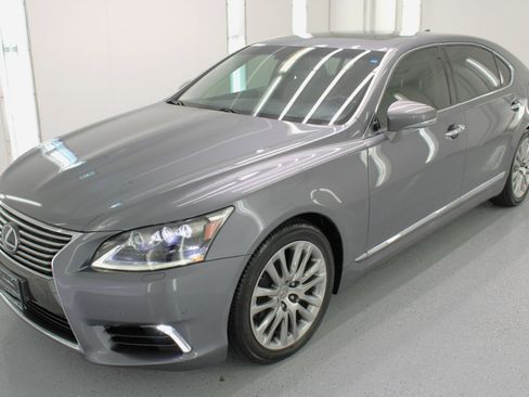 Used 2014 Lexus LS 460 L image 5